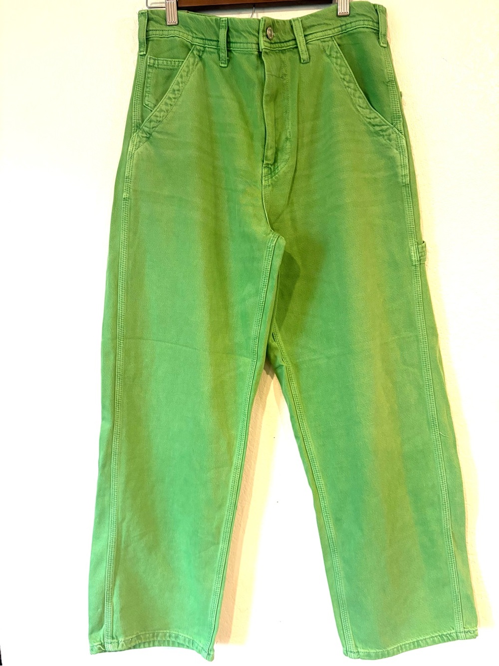 Free People We The Free Easton Workwear Jeans Shamrock Green Size 27 - Picture 2 of 4